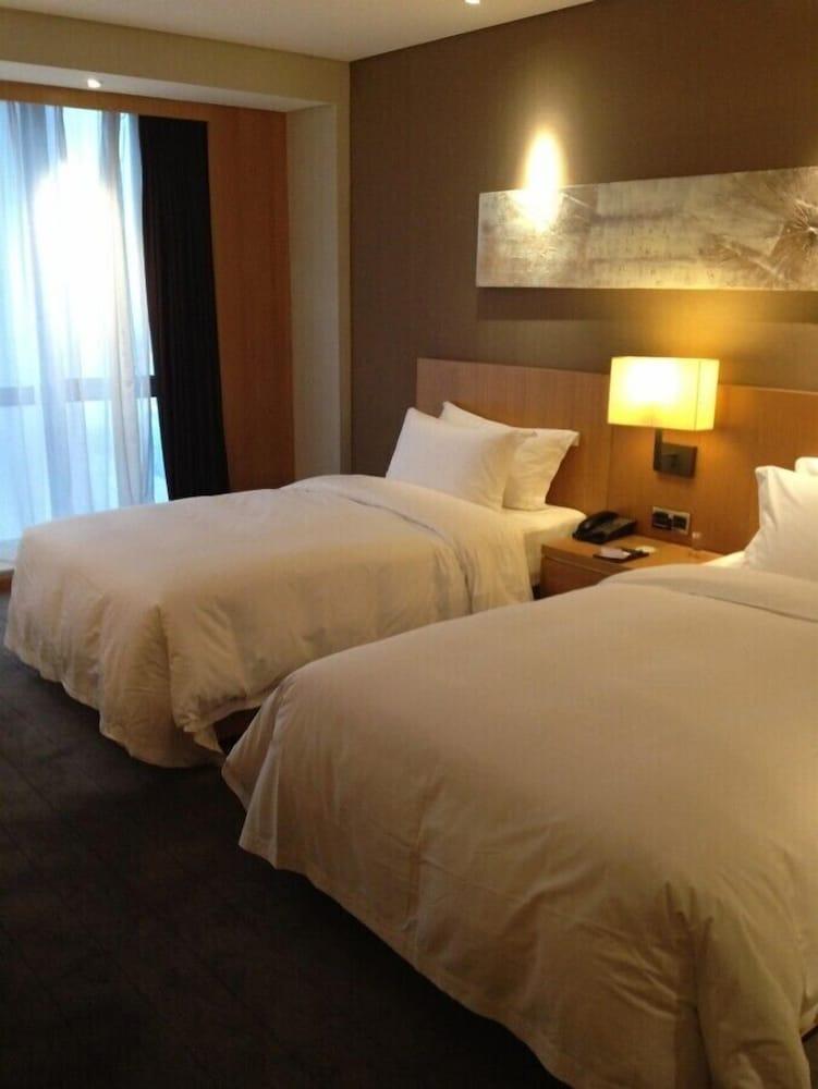 Shenyang Tianfeng International Hotel Екстер'єр фото