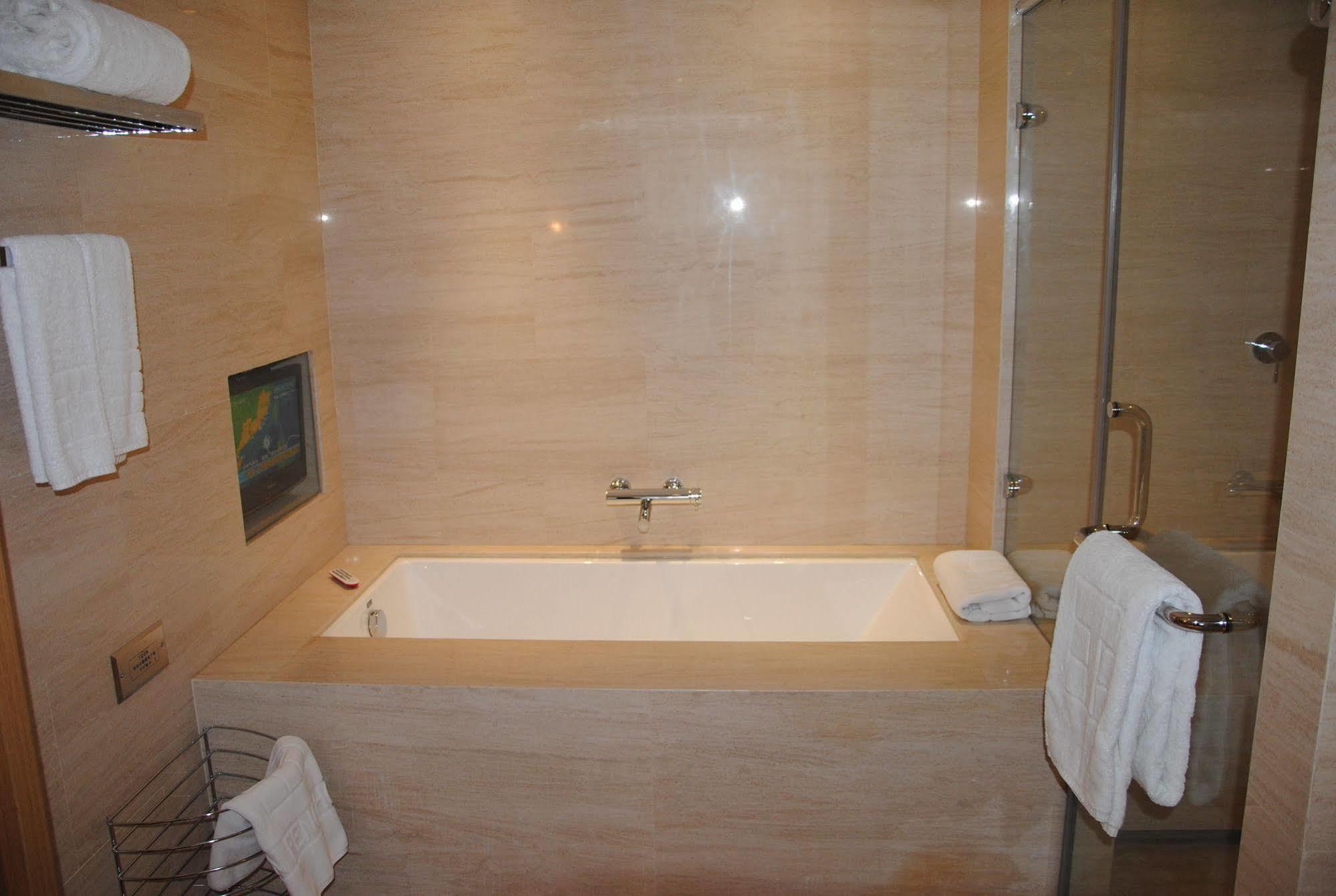 Shenyang Tianfeng International Hotel Екстер'єр фото