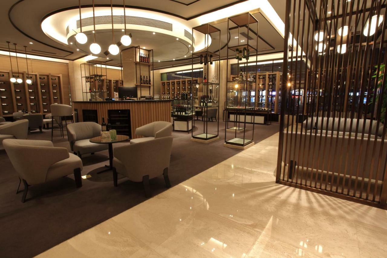 Shenyang Tianfeng International Hotel Екстер'єр фото